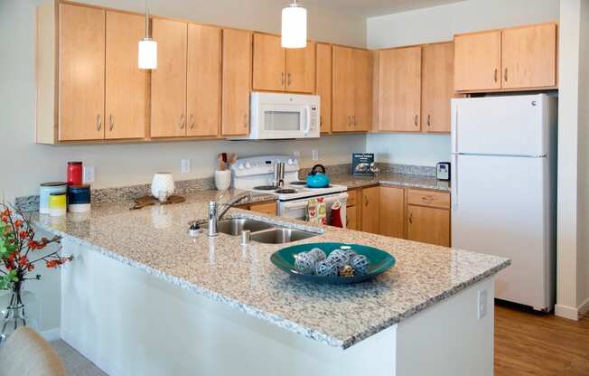 Dominium_Legends of Champlin_Kitchen