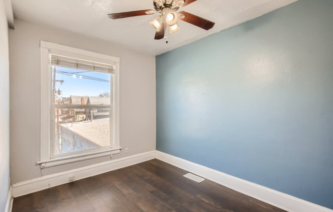 1bedroom 1 Bathroom all Utilities included $1450, ONE Month FREE! Just Pay for your Internet