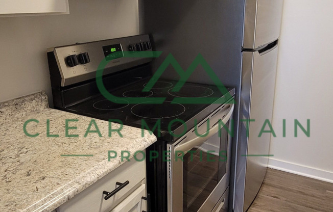 2 beds, 1 bath, 980 sqft, $1,225, Unit 52