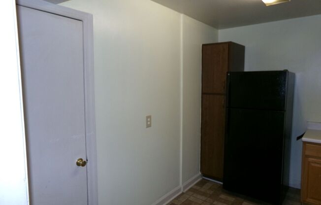 Large 2 Bedroom