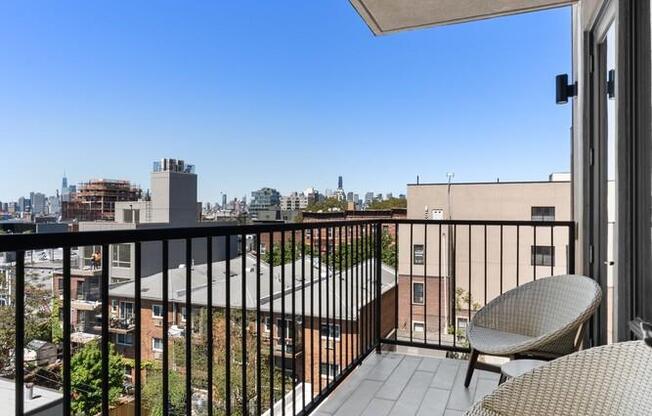 734 5 AVE
