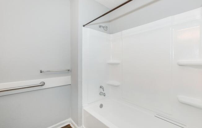 3 beds, 2 baths, 1,309 sqft, $1,810