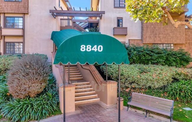 8840 Villa La Jolla Dr. #317