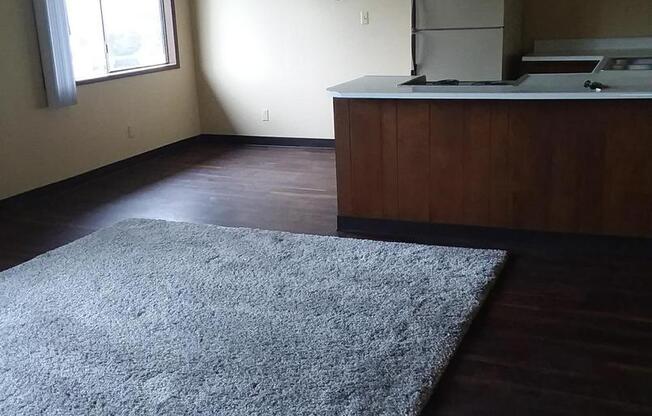 2 beds, 1 bath, 800 sqft, $1,095, Unit #3