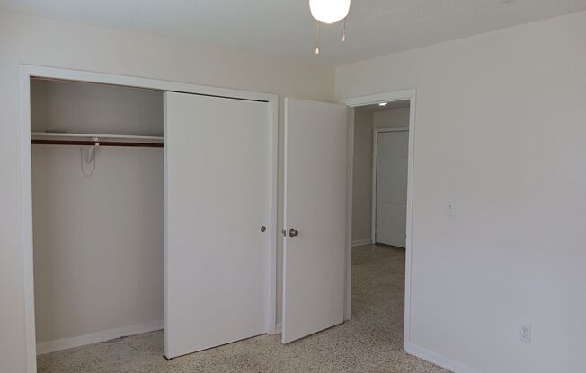 2 beds, 1 bath, 650 sqft, $1,950, Unit 5