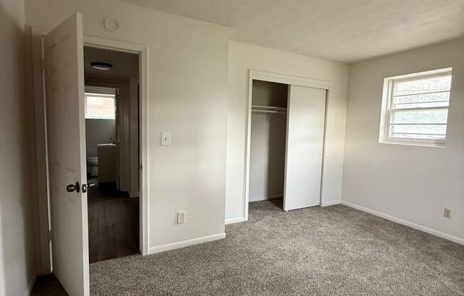 Taylor Street Apartments