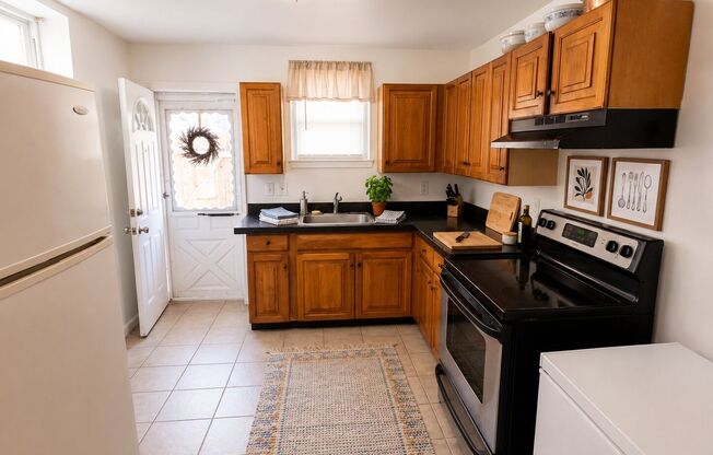 South Philly Gem in Grays Ferry – Updated Rowhome with Basement