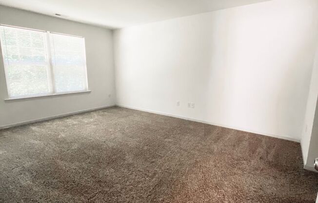 3 beds, 2 baths, 1,326 sqft, $1,495, Unit 103