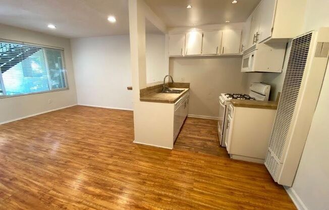 1 bed, 1 bath, $1,825, Unit 072#106