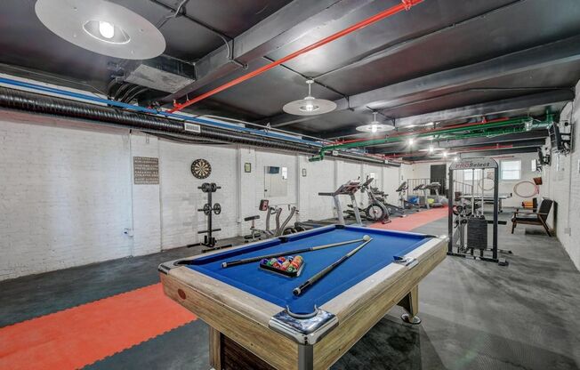 Studio, 1 bath, 430 sqft, $1,000, Unit Unit #11