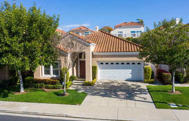 2 beds, 2 baths, $4,995