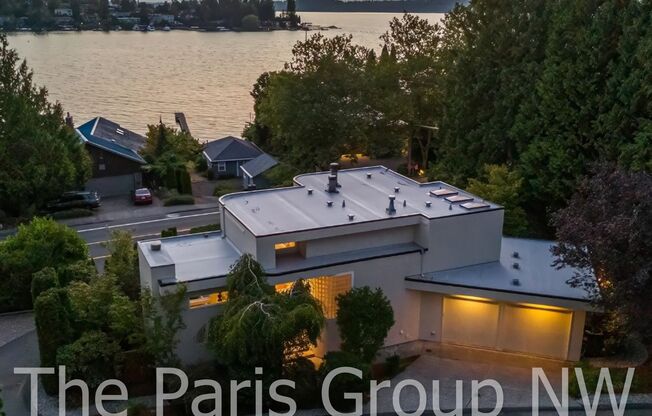 Stunning 3 Story Kirkland Water View Home * Central A/C * Pristine * Ideal Location