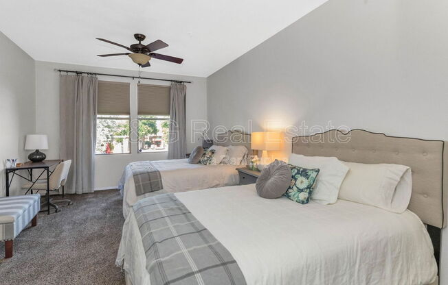 3 beds, 2 baths, 1,286 sqft, $2,199, Unit 2210