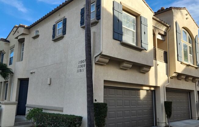 Scripps Ranch - Miro/Ravel Community - End Unit - 2 Car Garage - Central AC