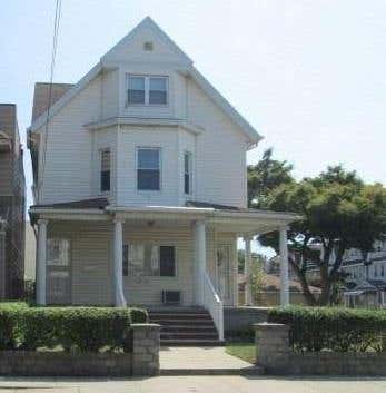 8906 91 AVE