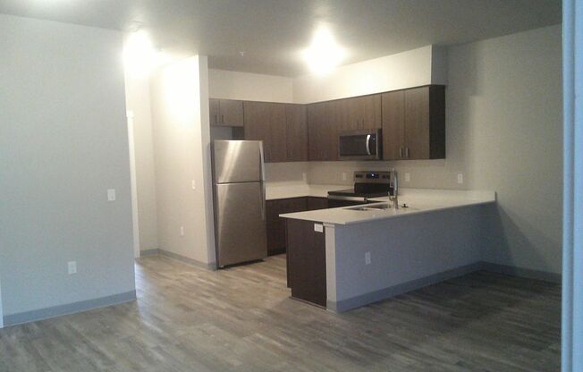 1 bed, 1 bath, 725 sqft, $1,395, Unit C306