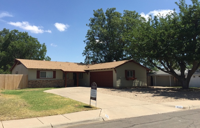 Spacious 3 bedroom House Available NOW!