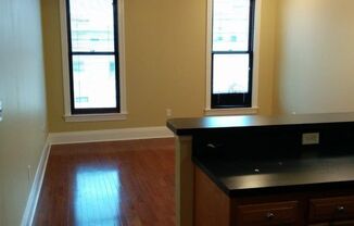 1 bed, 1 bath, $795, Unit 001