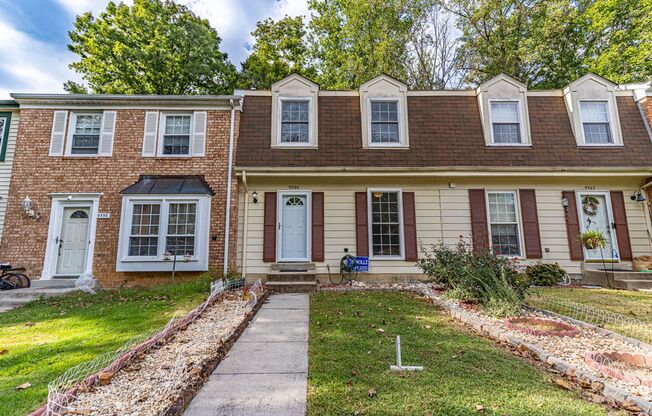 3 Bedroom Townhome in Great Location!