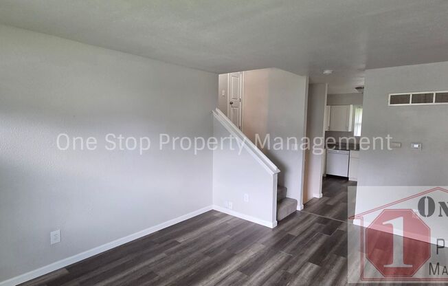 Spacious 3 Bedroom, 1 Bathroom Duplex for Rent in Independence, Missouri