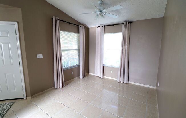 3 beds, 1 bath, $1,800