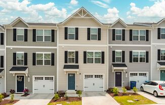 3 Bedroom 2.5 Bath Townhouse in Bluffs at Magnolia Creek community