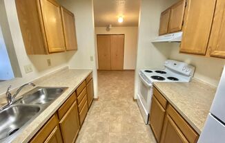 2 beds, 1 bath, 913 sqft, $850, Unit 205