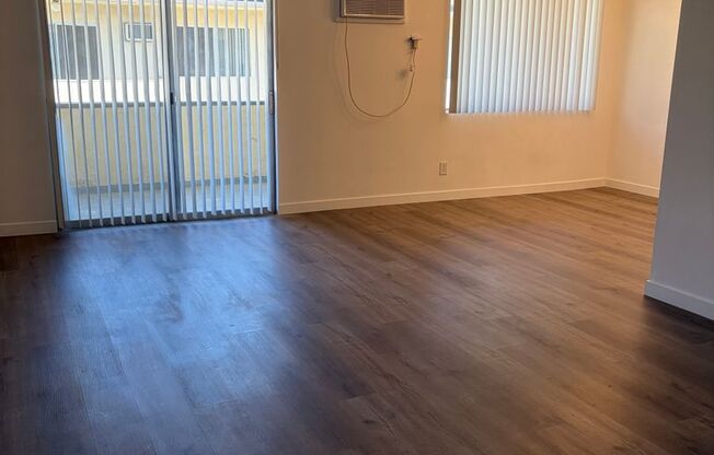 2 beds, 2 baths, 950 sqft, $2,295, Unit 41