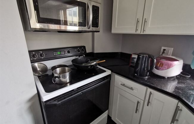 230 Brookline St Apt 1
