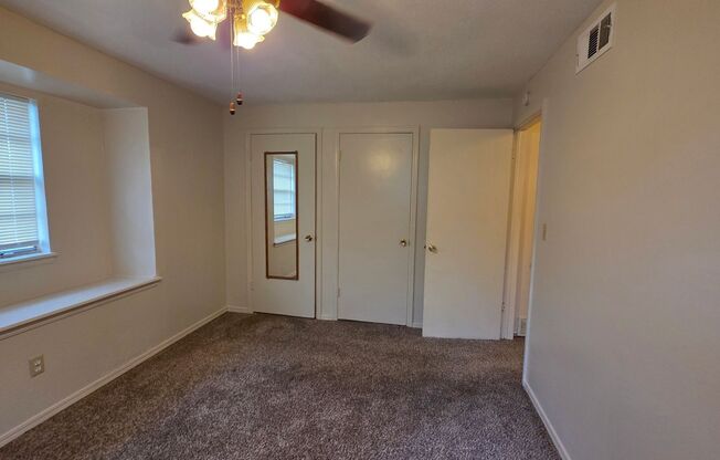 Great 3 Bed 1 Bath Home!  $995 Per Month!