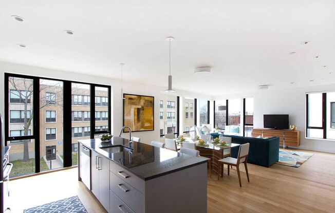 NEW CONSTRUCTION RENOVATED 2 BED 2.5 NATH IN MISSION HILL!!!!!!