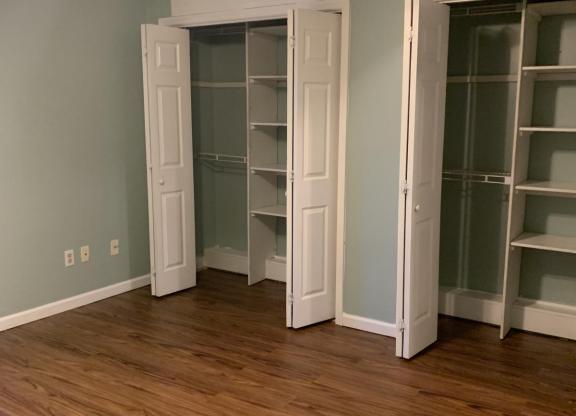 3 beds, 2 baths, 1,250 sqft, $1,500