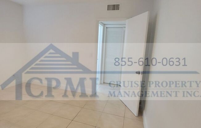 1 bed, 1 bath, 751 sqft, $1,725, Unit 5