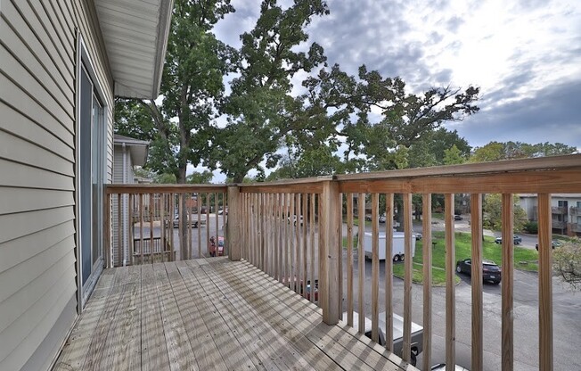 2 beds, 1.5 baths, 920 sqft, $950, Unit 1420 West Glen Avenue Apt 113