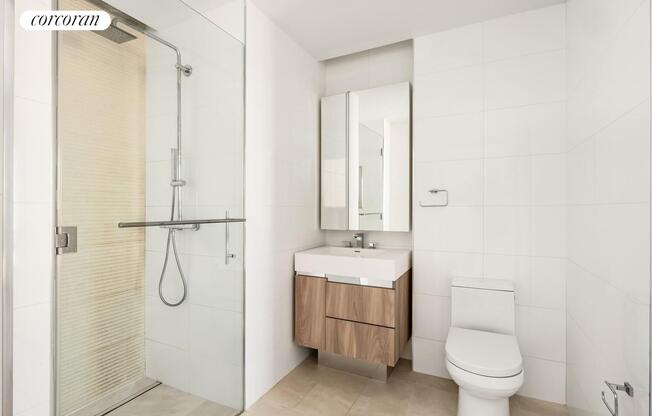 1 bed, 1 bath, 656 sqft, $5,600, Unit 9M