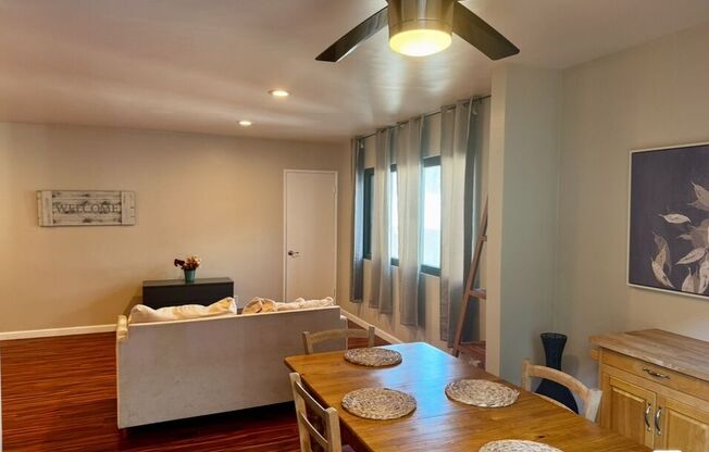 2 beds, 2 baths, 1,039 sqft, $3,500, Unit 5