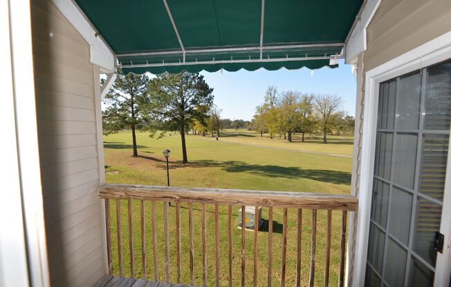 Updated 2 Master style bedroom condo on the Honey Bee Golf Course