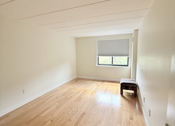 1 bed, 1 bath, 663 sqft, $2,700, Unit 408
