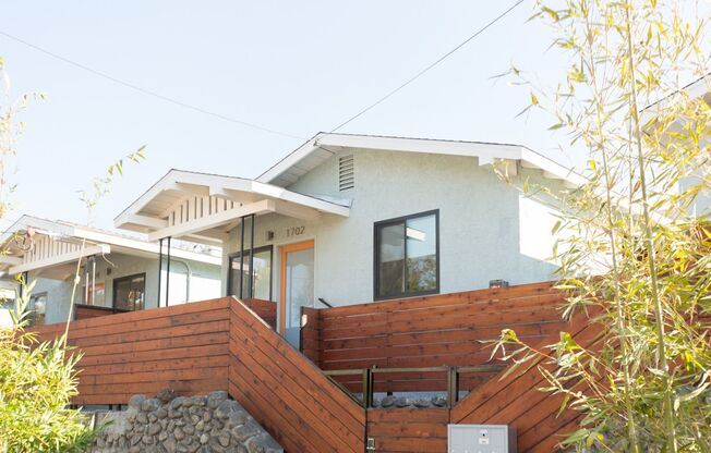 1700 KEARNEY ST.