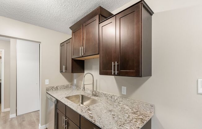 1 bed, 1 bath, 725 sqft, $1,125, Unit 305