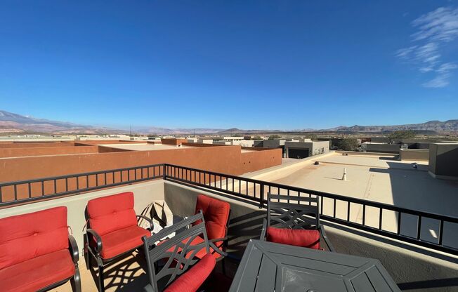 WOW WOW WOW! PRIVATE POOL & ROOFTOP DECK WITH VIEWS & FURNISHED!!
