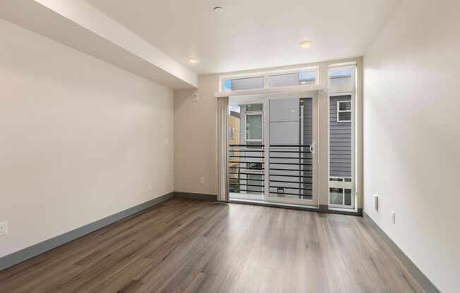 Studio, 1 bath, 288 sqft, $1,280, Unit 316