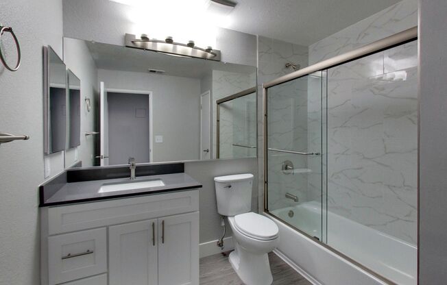 2 beds, 2 baths, 972 sqft, $2,941, Unit 14-162
