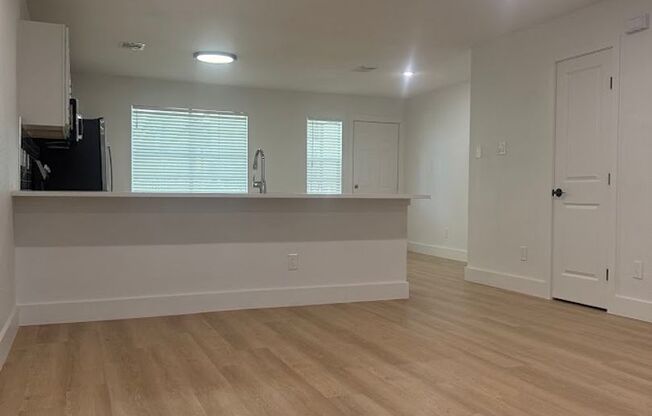 River Crossing Townhome - Brand New Finish Out