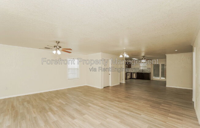 5915 IRIS ISLE