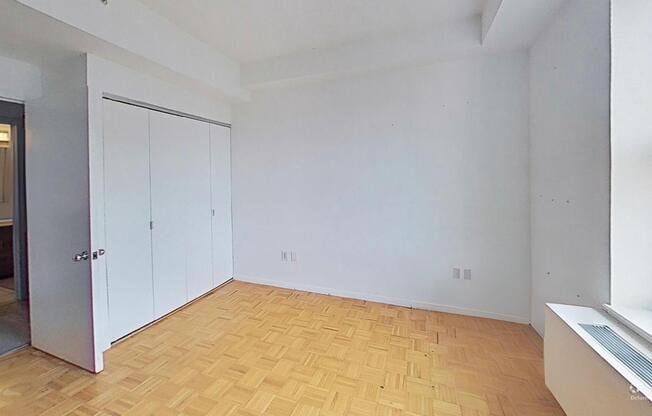 2 beds, 2 baths, $4,100, Unit 8J