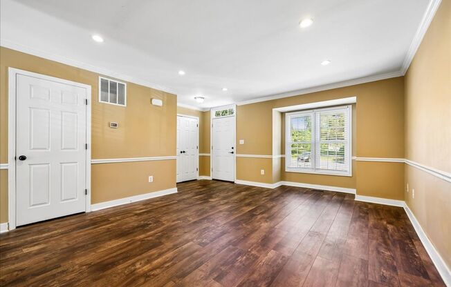 Luxury Townhome at Lake Linganore