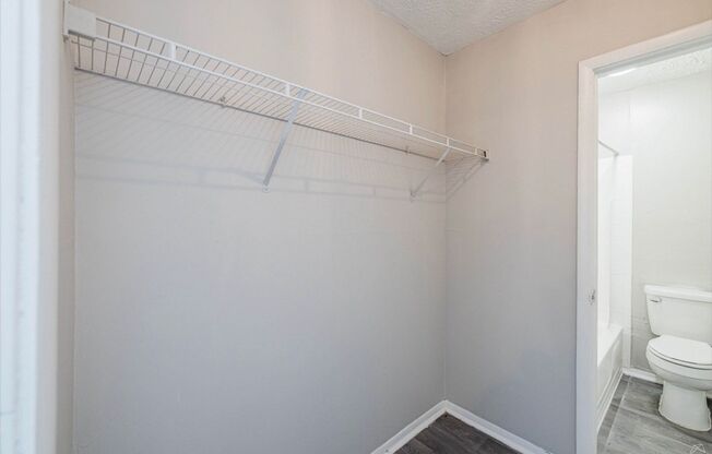 1 bed, 1 bath, 612 sqft, $895, Unit H094