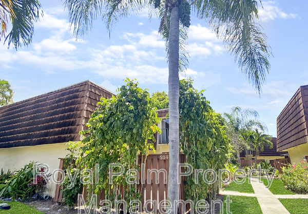 5241 CEDARBEND DR