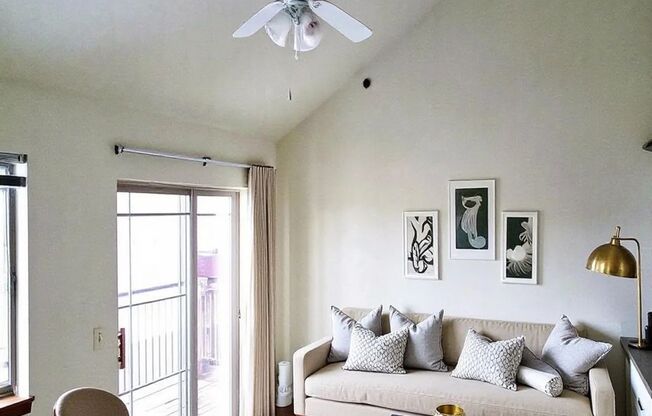 Studio, 1 bath, 502 sqft, $1,340, Unit 202-304